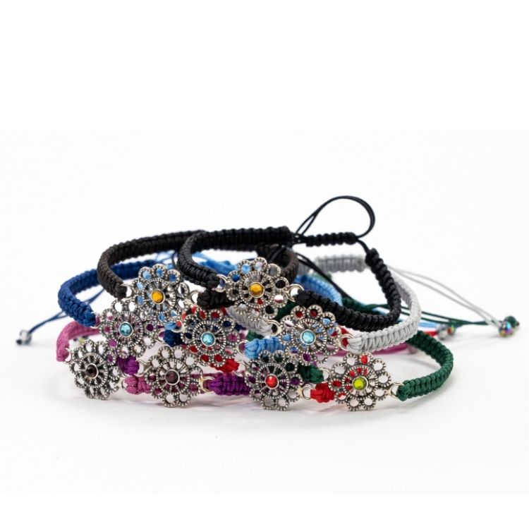 Pulsera flor charra macramé y cristal de color - Imagen 3