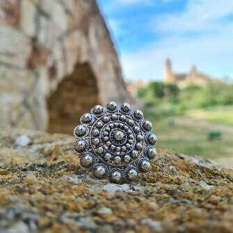 Anillo charro plata XXL sortija anillo de Salamanca de botón charro de grandes dimensiones con el puente romano y catedral de Salamanca de fondo
