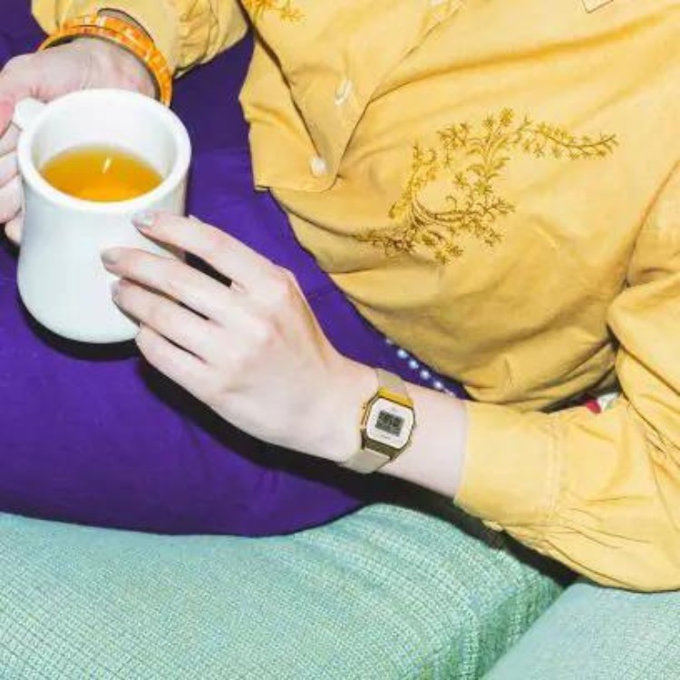 Reloj Casio Vintage LA680WEGL-5 rectangular dorado y cuero marrón | icono retro elegante modelo 2