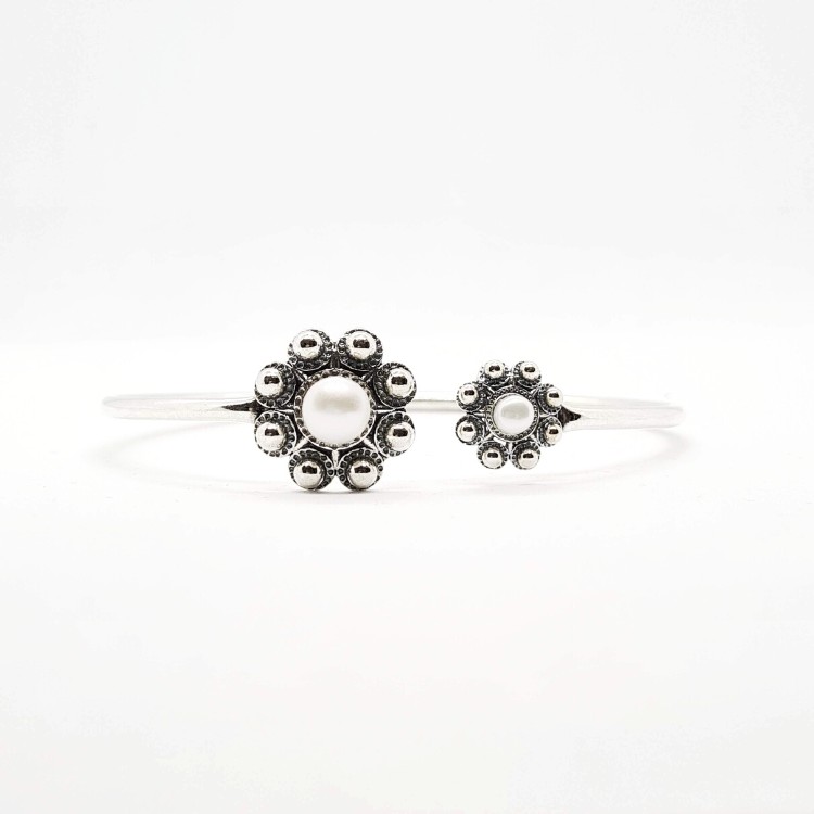 Brazalete tubo dos botones charros con perla blanca (mixtos) - Imagen 4
