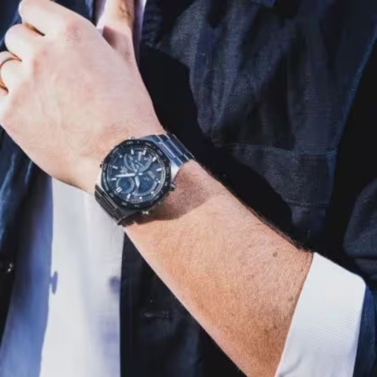 Reloj Edifice solar conexión smartphone - Imagen 4