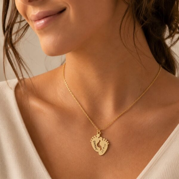 Gargantilla Pies Bebé Personalizable en Oro