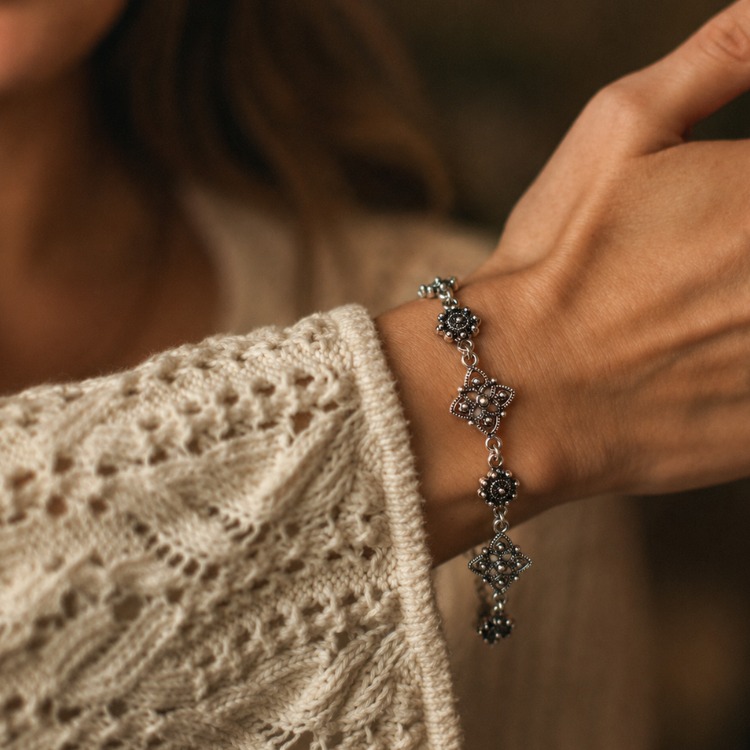 Pulsera Botón Charro Nudo de Bruja Filigrana Salamanca modelo